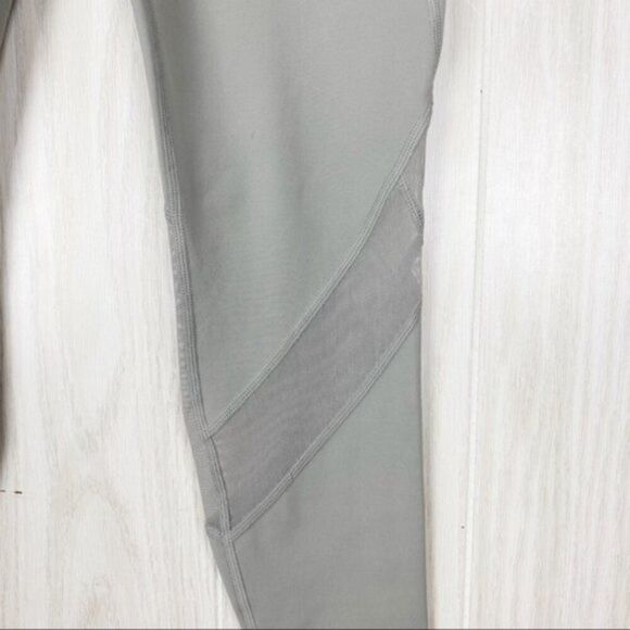 Athleta | Eclipse 7/8 Silver Grey Legging Small - Picture 6 of 8